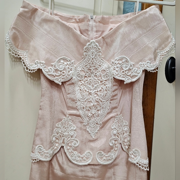 Off-the-Shoulder Formal Dress with Vintage Flair, Light Pink - Picture 2 of 10